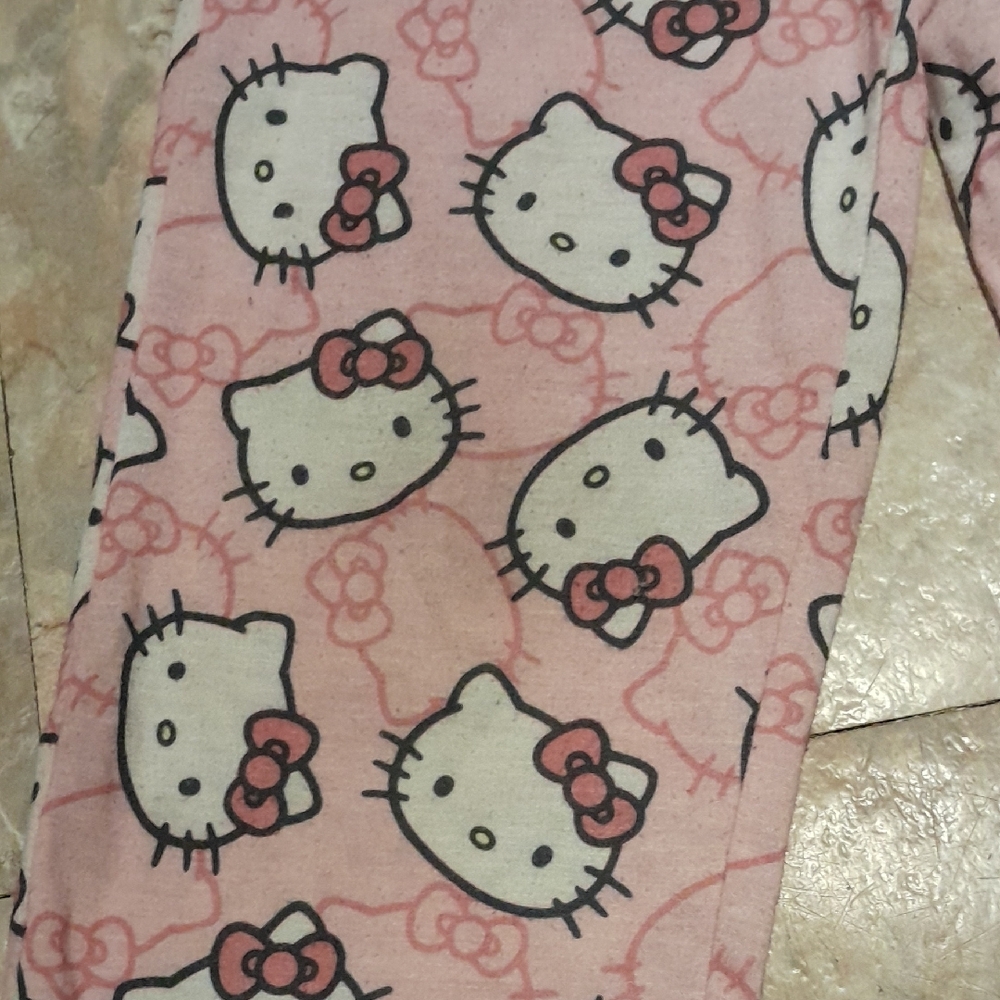 Hello Kitty Pink and White Kids Pajama Set - Picture 3 of 7